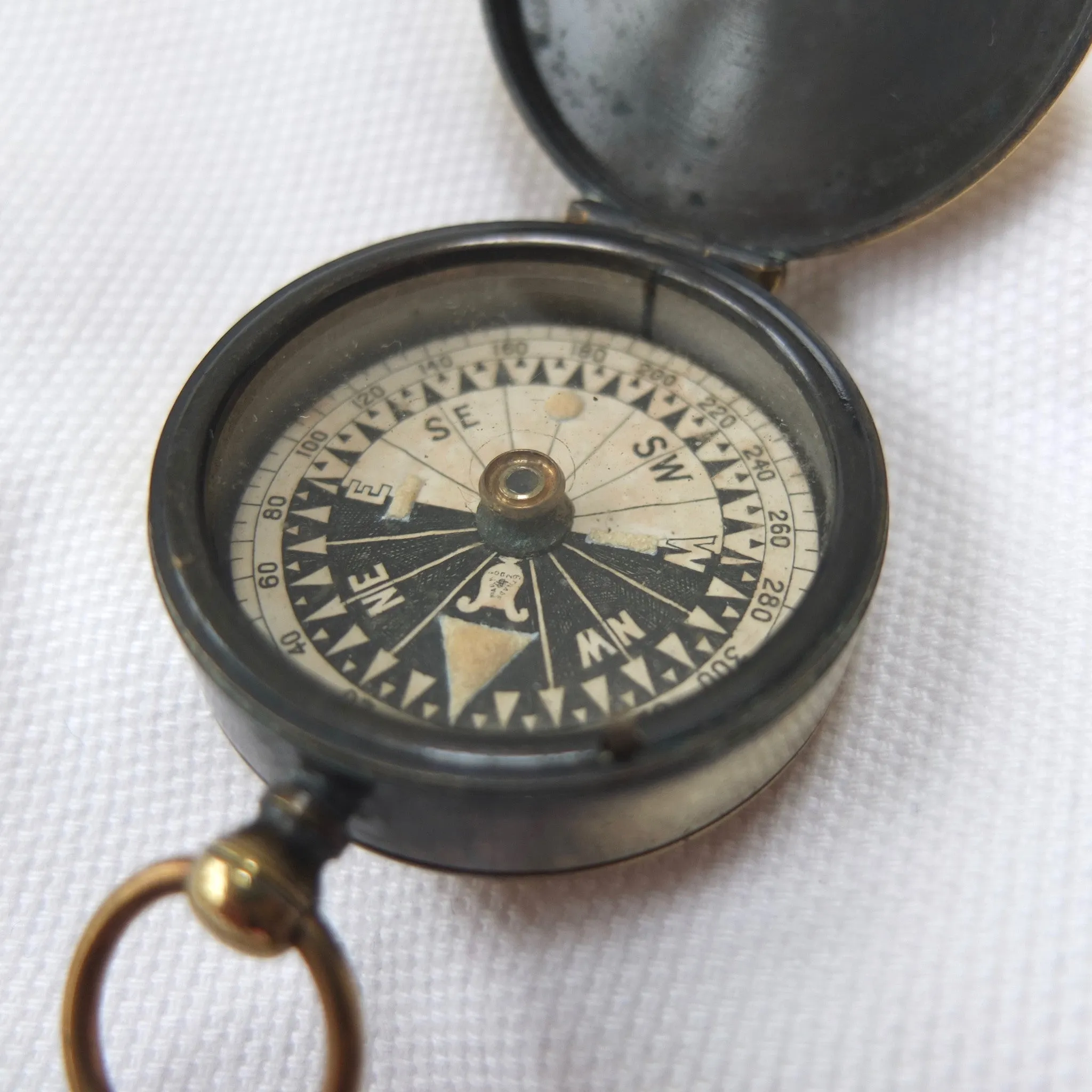 Singer's Luminous Compass, F. Barker & Son c.1875